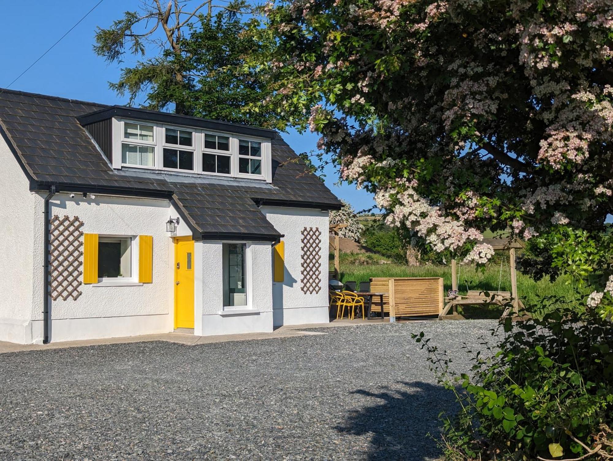 Killeavy Cottage Meigh エクステリア 写真